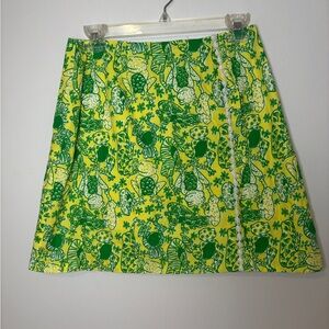Lilly Pulitzer Cotton Green/yello with frog print lined mini skirt size 10